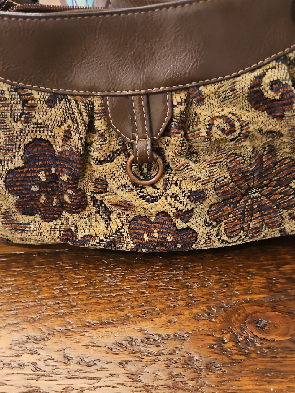 Cute Relic Tapestry Handbag